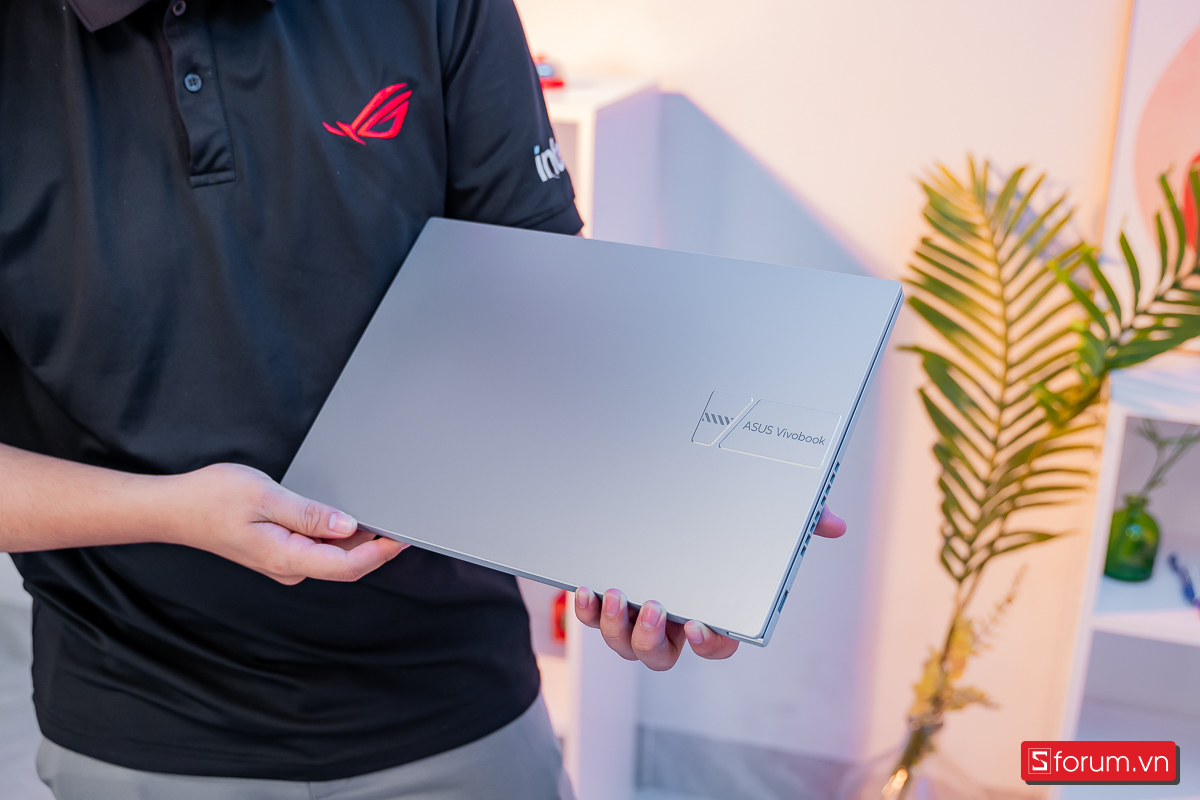 ASUS Vivobook 15