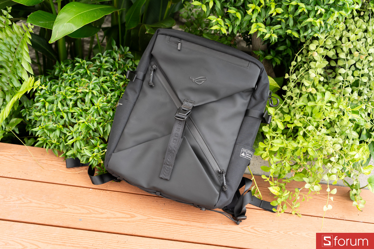 Balo ROG Archer Backpack 16 BP2600 đi kèm
