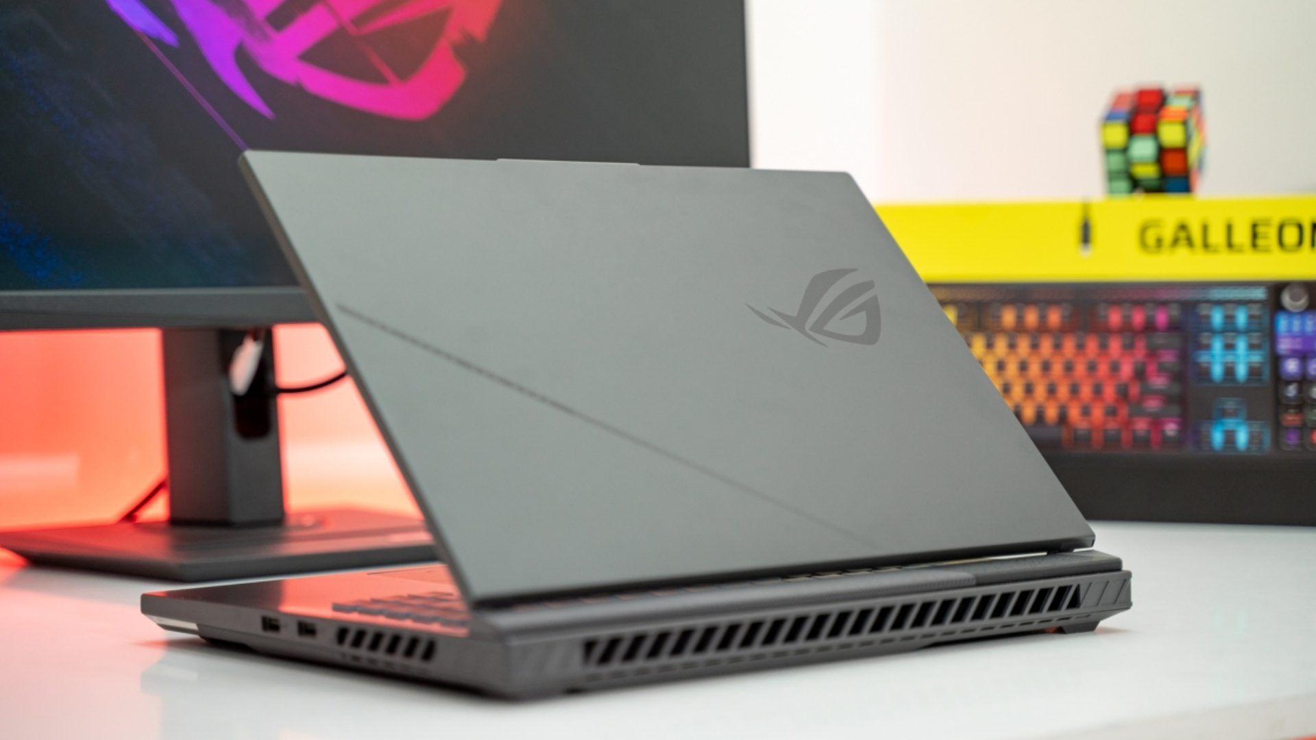 Đánh giá hiệu năng ROG Strix G16: Khi RTX 5050 được "bung xõa" sức mạnh tiệm cận RTX 5060