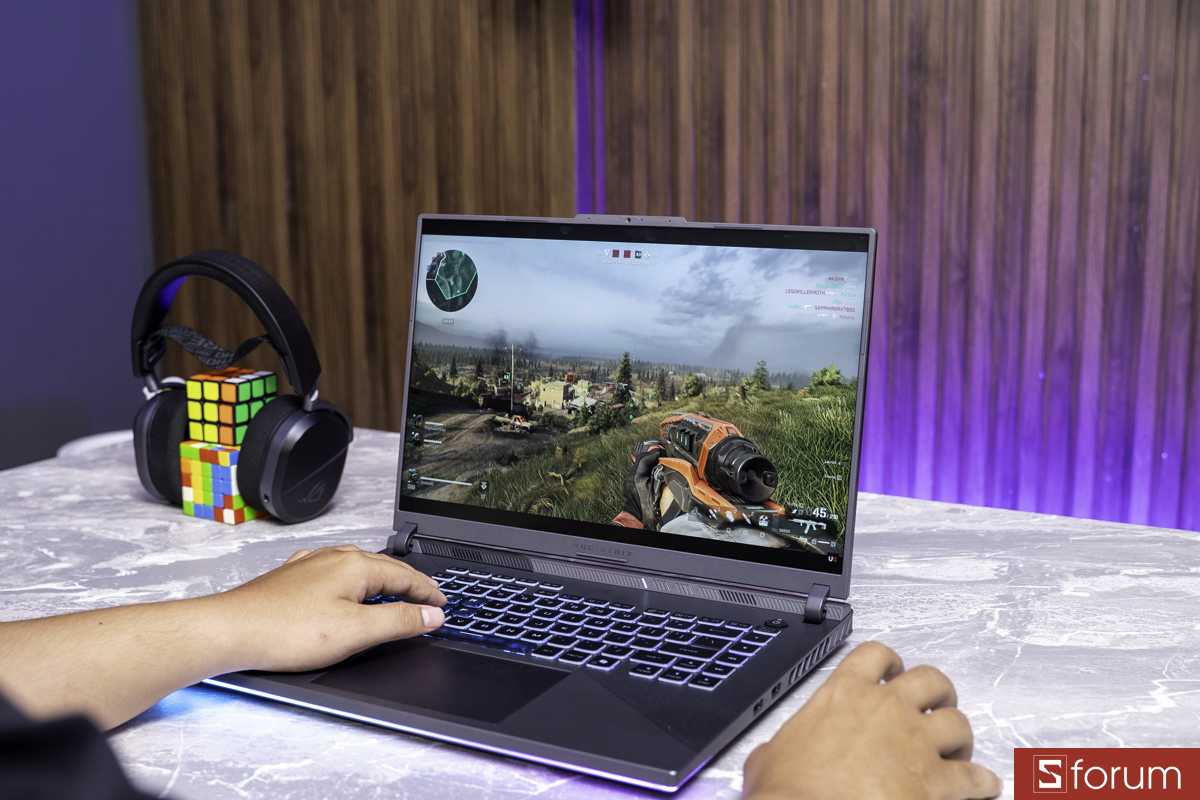 Màn hình ASUS ROG Strix G16 G614PM