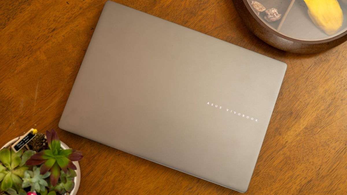 Đánh giá hiệu năng ASUS VivoBook S 14 2026: Đổi sang Intel Core Ultra 7 335, pin 20 tiếng có đủ "đè bẹp" bản AMD?