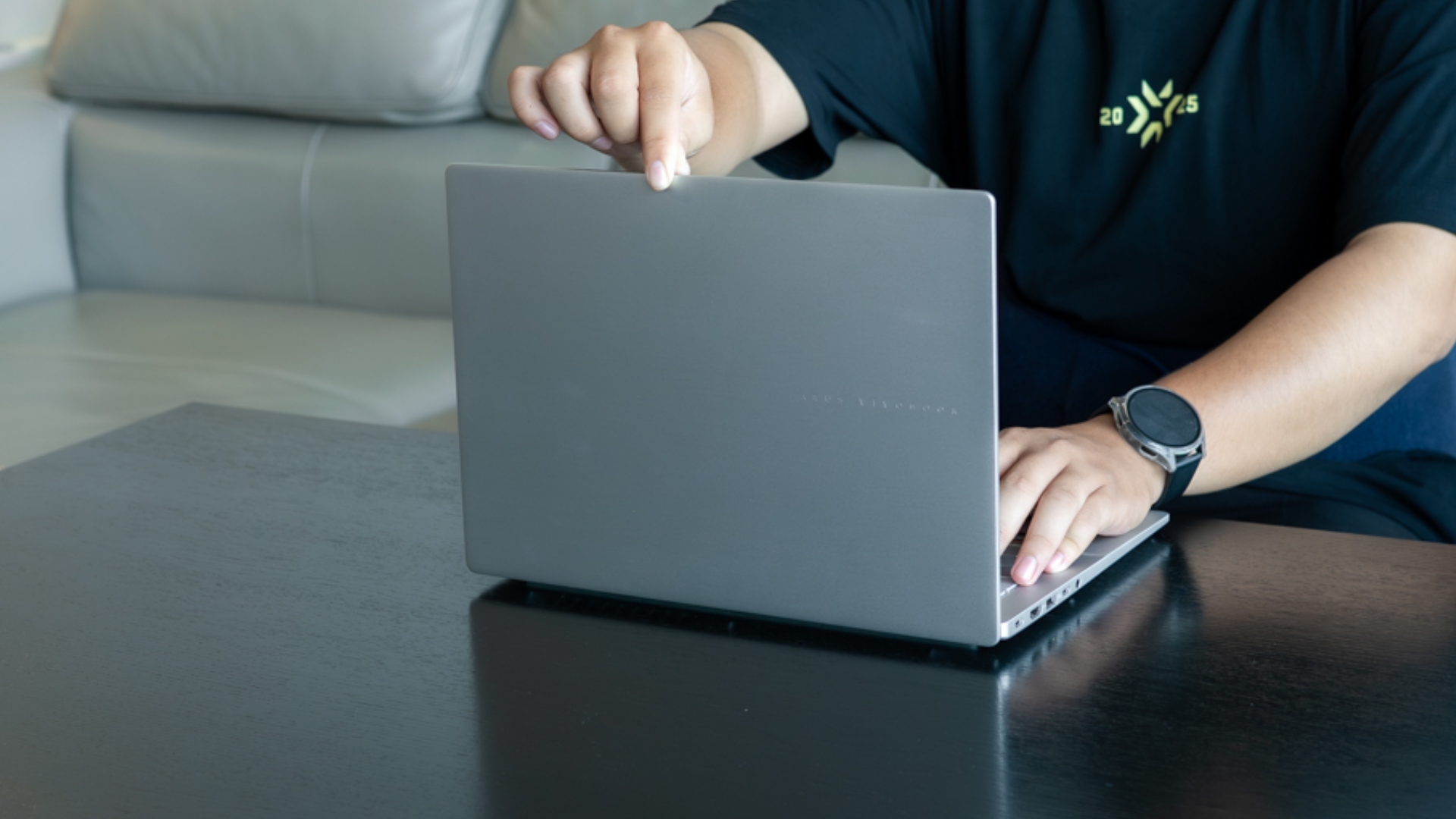 Đánh giá hiệu năng ASUS VivoBook S14 S3407QA: Mỏng nhẹ “nhưng chạy cực lì”, pin trâu nhưng đánh đổi gì? Đánh giá hiệu năng ASUS VivoBook S14 S3407QA: Mỏng nhẹ “nhưng chạy cực lì”, pin trâu nhưng đánh đổi gì?