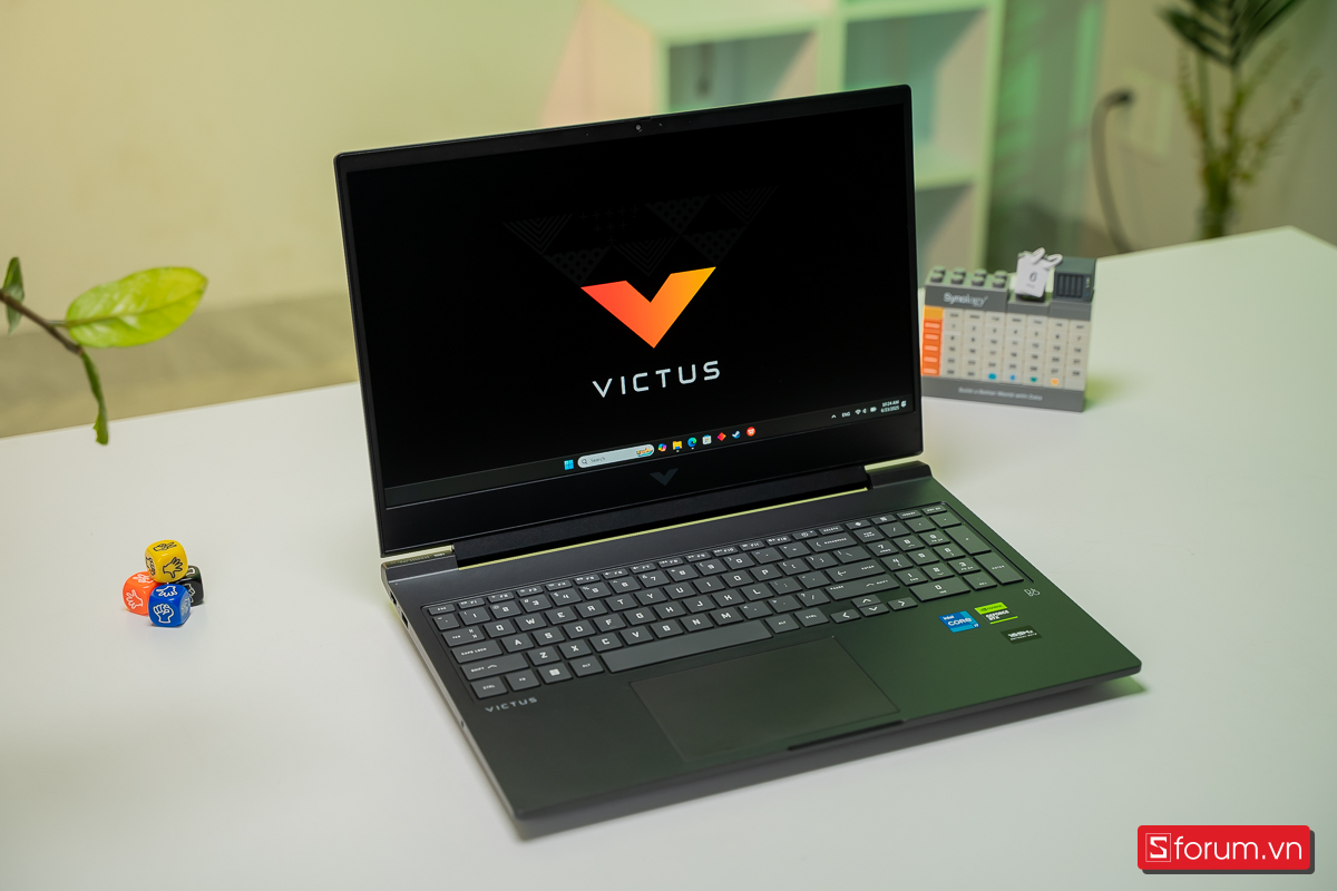 Ngoại hình HP Victus 16