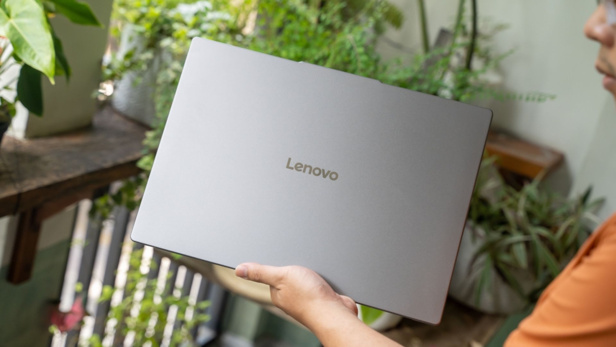 Đánh giá Lenovo IdeaPad Slim 3i 2026: Core Ultra 7 siêu mượt bắt cặp cùng thời lượng pin "vô cực" cày việc quên lối về Đánh giá Lenovo IdeaPad Slim 3i 2026: Core Ultra 7 siêu mượt bắt cặp cùng thời lượng pin "vô cực" cày việc quên lối về