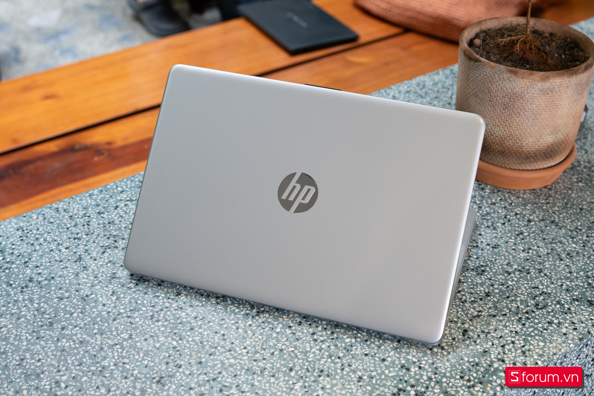 Đánh giá HP 250 G9