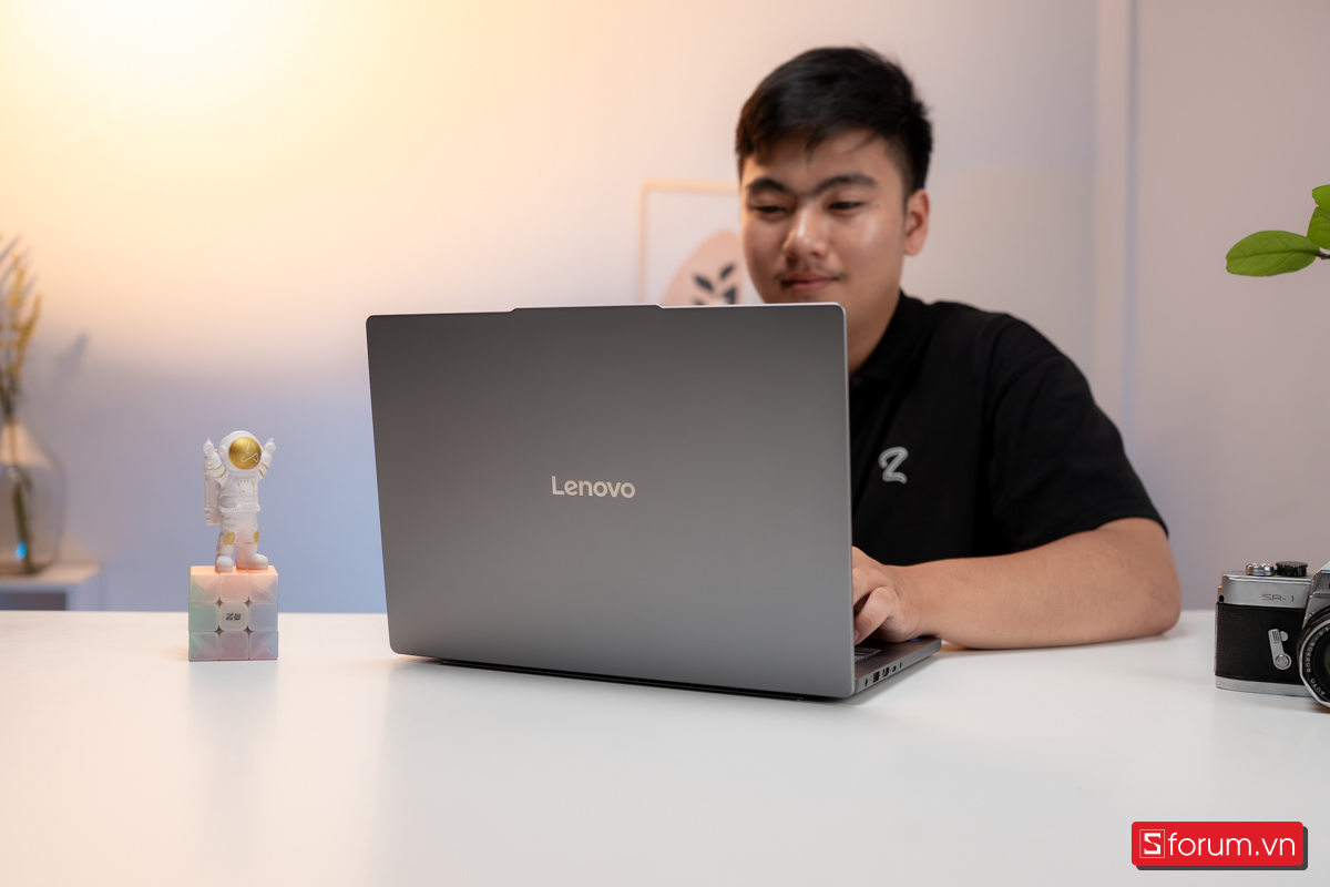 Lenovo IdeaPad Slim 3 (14IRH10)
