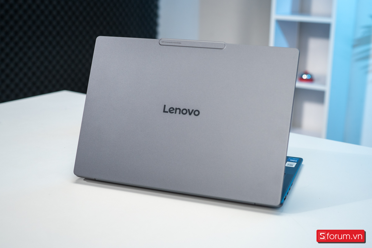 Đánh giá Lenovo YOGA Slim 7 2025