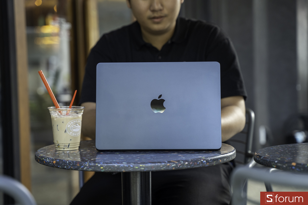 Top 4 laptop cho giáo viên đầu năm 2026