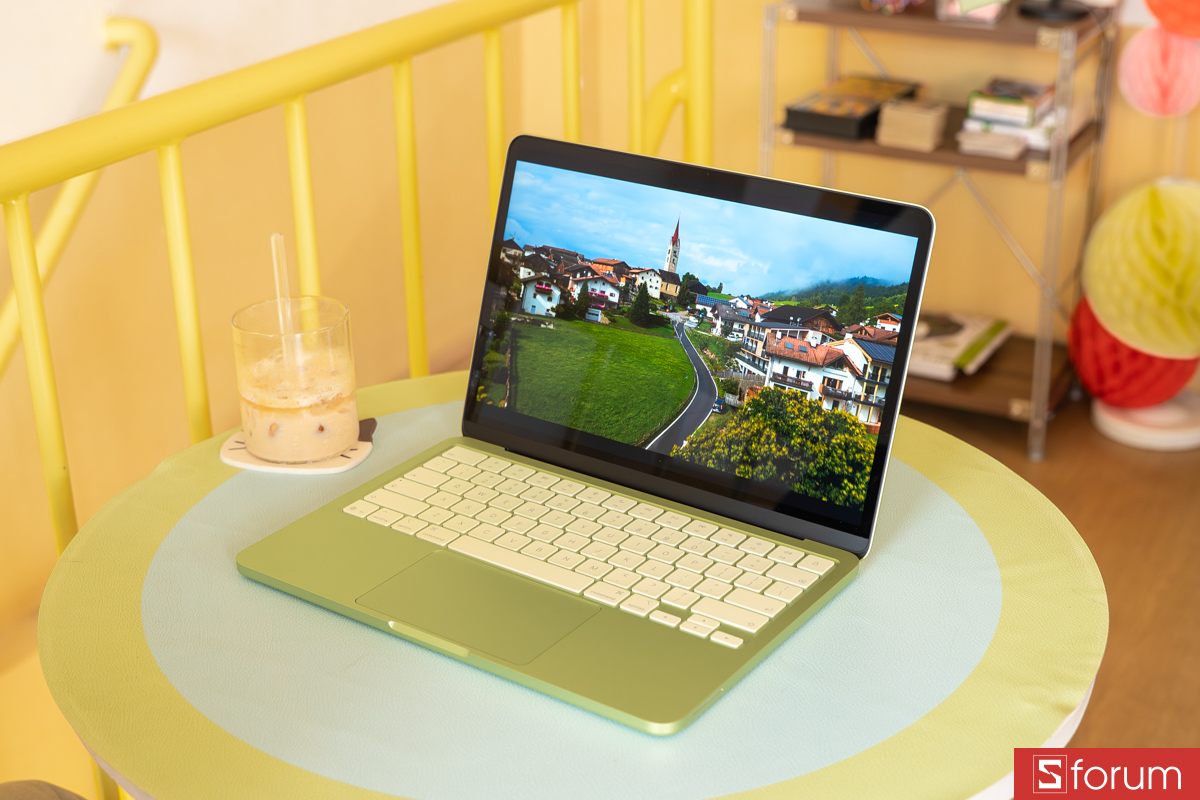Màn hình MacBook Neo