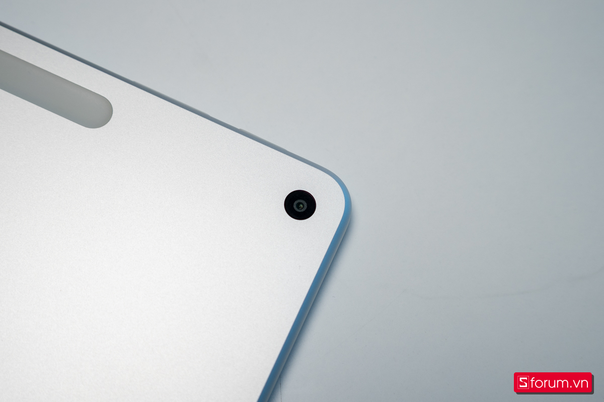 Camera sau Microsoft Surface Pro 12