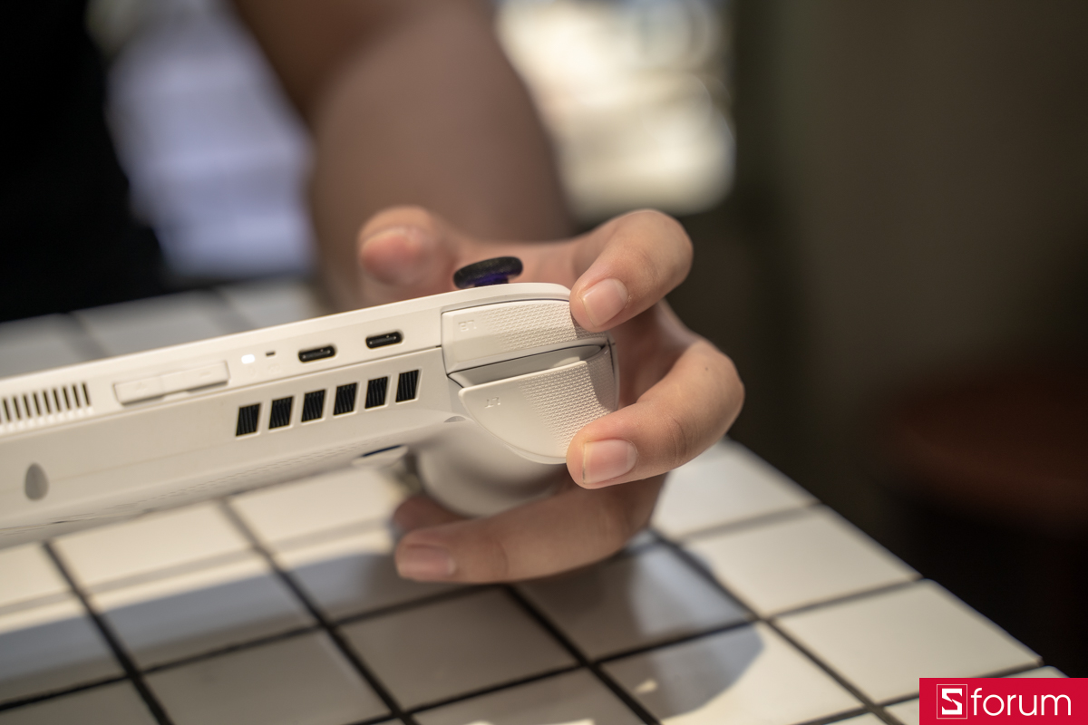 Hệ thống tản nhiệt trên ROG XBOX Ally