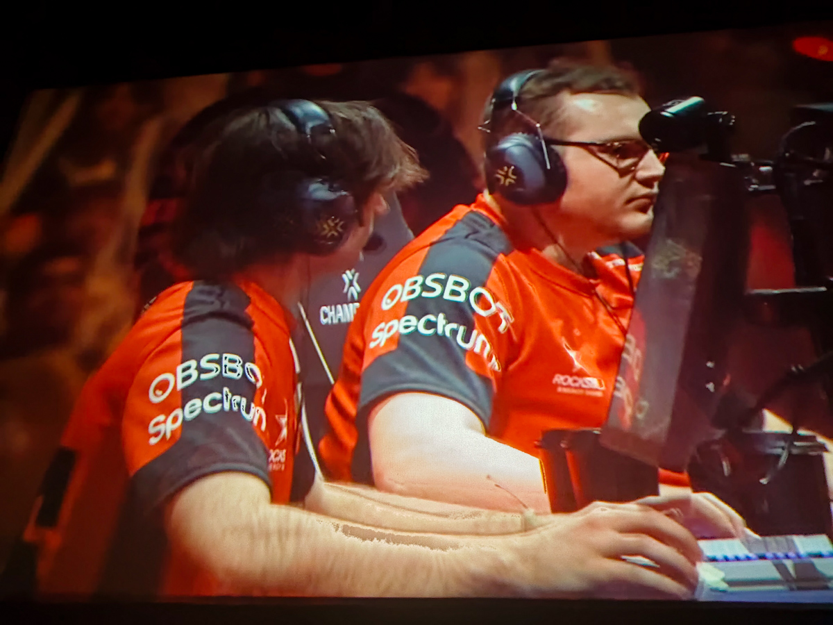 Trận chiến căng thẳng giữa NRG và Fnatic