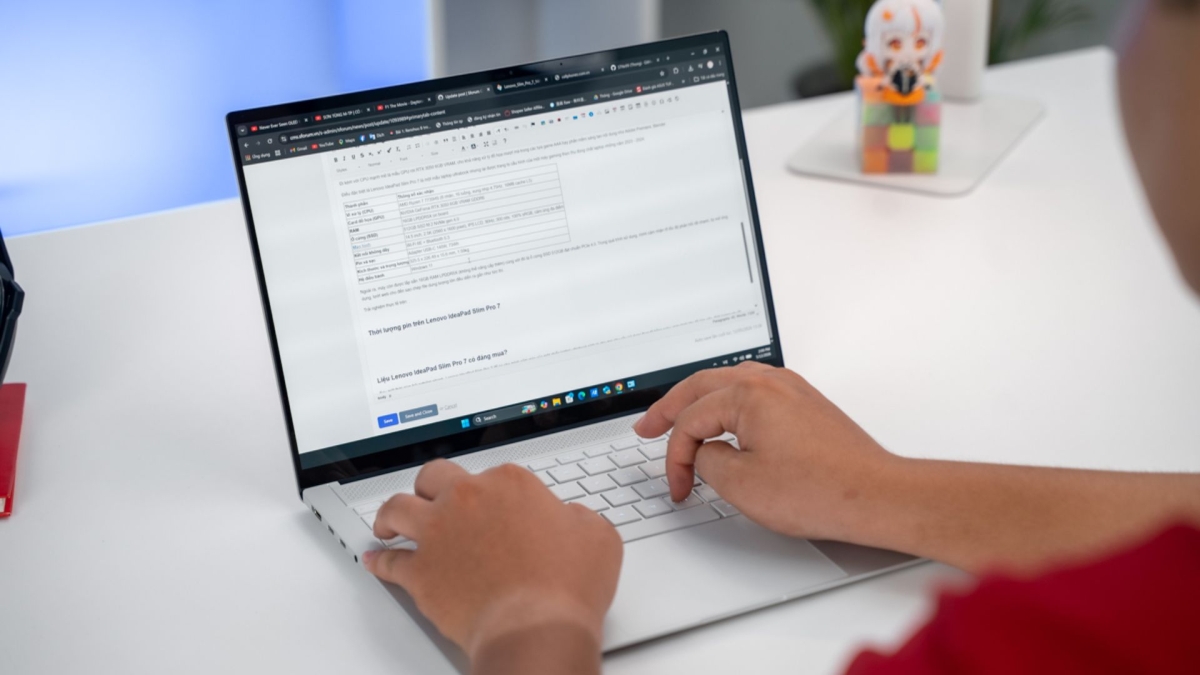 Sinh viên Ngoại ngữ nên mua iPad hay Laptop? Đâu là lựa chọn phù hợp nhất năm 2026? Sinh viên Ngoại ngữ nên mua iPad hay Laptop? Đâu là lựa chọn phù hợp nhất năm 2026?