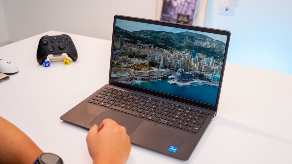 Sinh viên nên mua laptop cũ nào 2026? Bí quyết chọn máy chất lượng, tiết kiệm