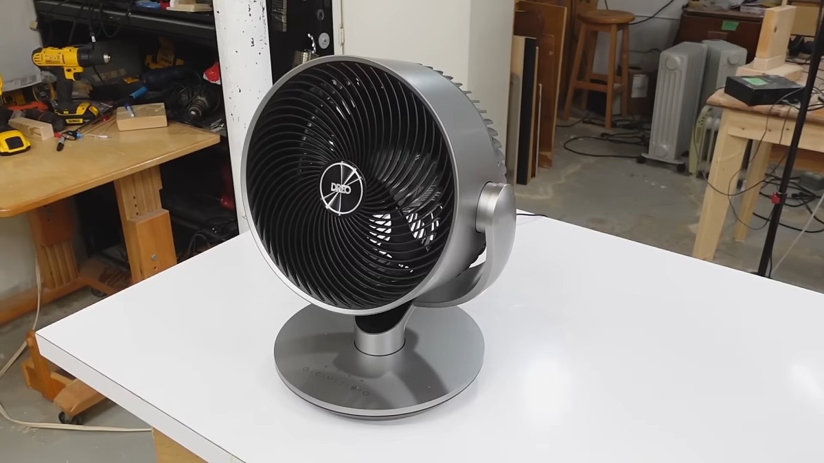 Quạt đối lưu được thiết kế để phân bổ không khí lạnh đồng đều nhanh chóng