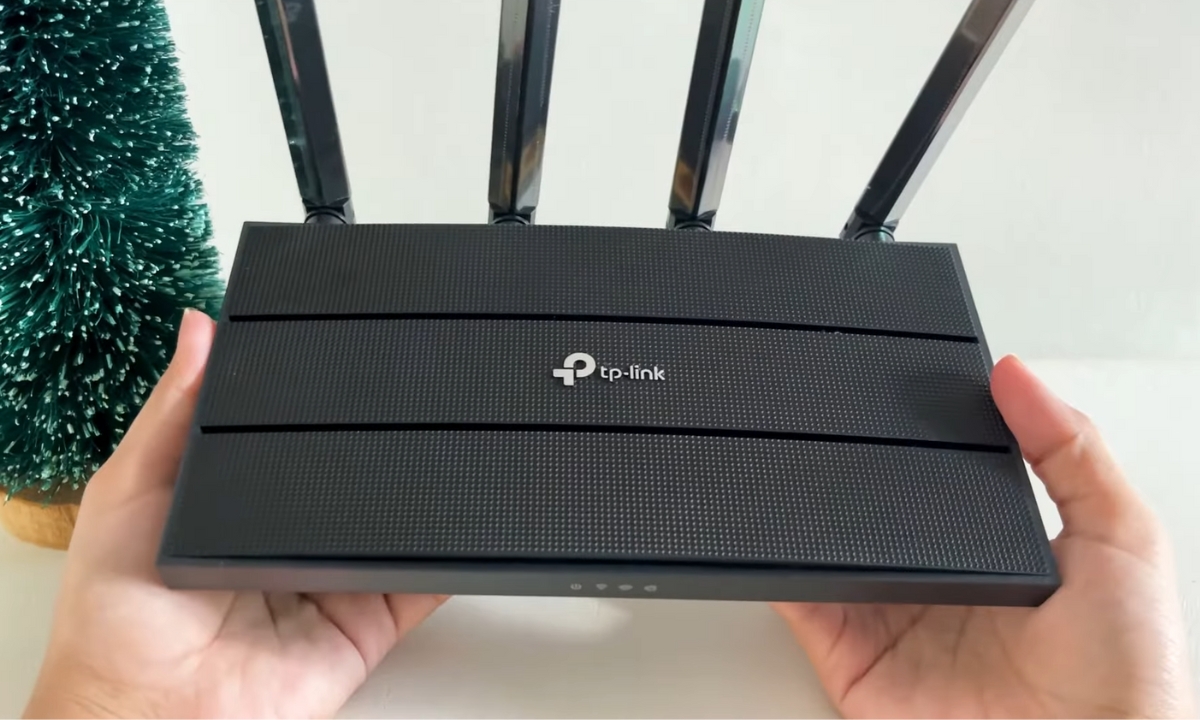 Trên tay TP-Link Archer AX12