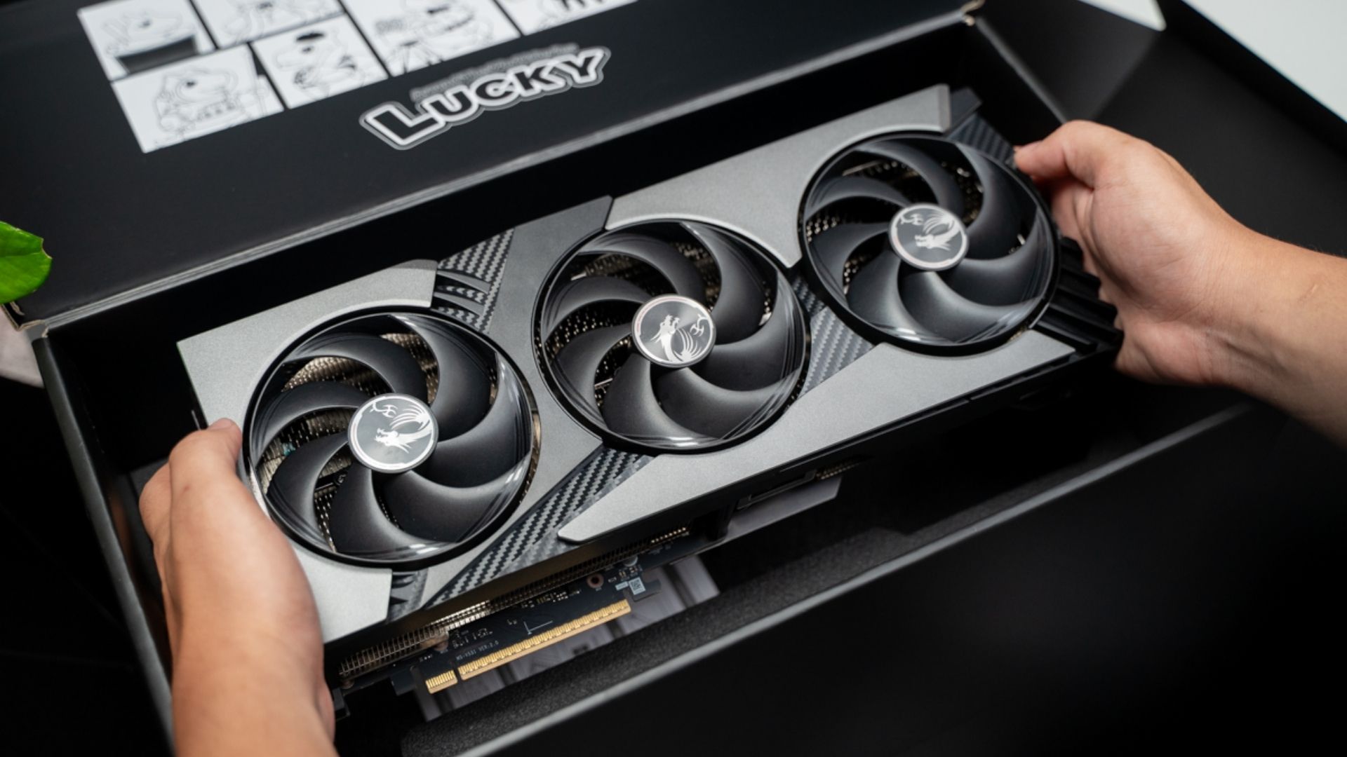 Game thủ cuối năm nên mua gì? 4 card đồ họa chơi game FullHD đến 2K mạnh, giá vẫn “đứng im” chưa tăng! Game thủ cuối năm nên mua gì? 4 card đồ họa chơi game FullHD đến 2K mạnh, giá vẫn “đứng im” chưa tăng!