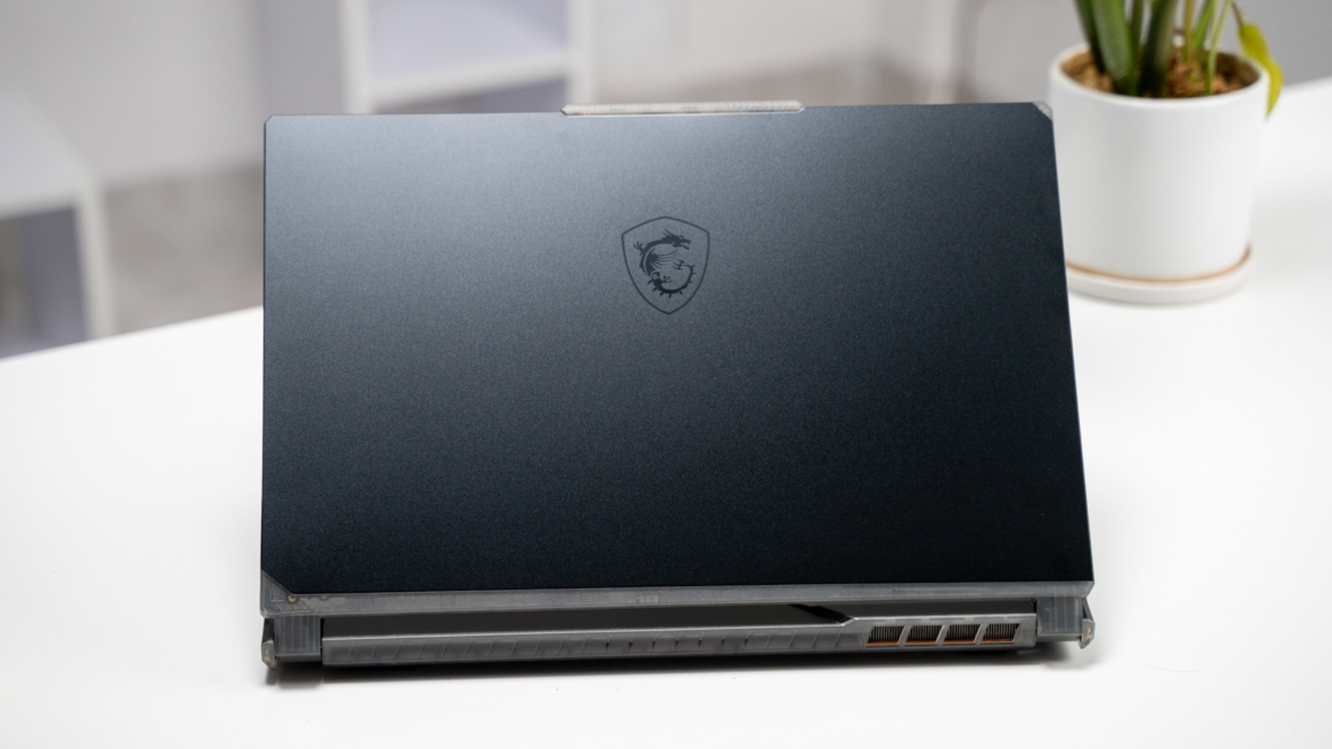 RTX 3050 giá rẻ dưới 20 triệu 2026? Đây là top 4 laptop chơi game ổn trong thời điểm "bão" giá