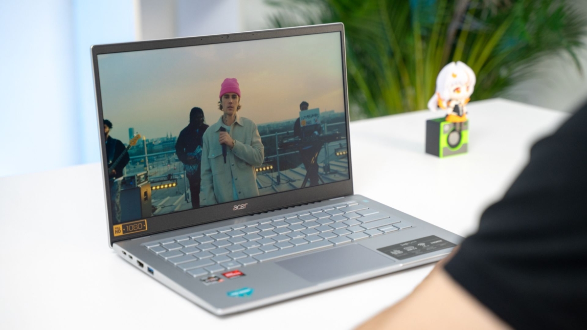 Tân sinh viên "Say Hi Rực Rỡ": Top laptop gánh vác thanh xuân, cân trọn mọi deadline, giá từ 13 triệu Tân sinh viên "Say Hi Rực Rỡ": Top laptop gánh vác thanh xuân, cân trọn mọi deadline, giá từ 13 triệu