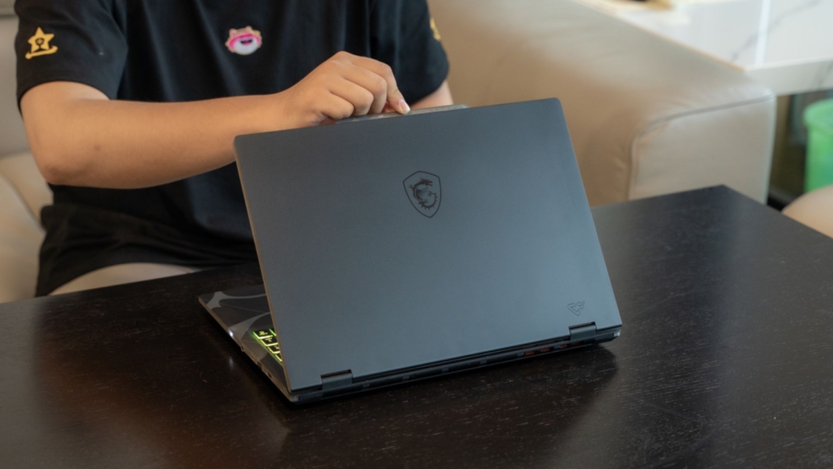 Sinh viên kỹ thuật ô tô, hàng không nên mua laptop nào? Đây là 4 “chiến thần” render 3D dưới 30 triệu