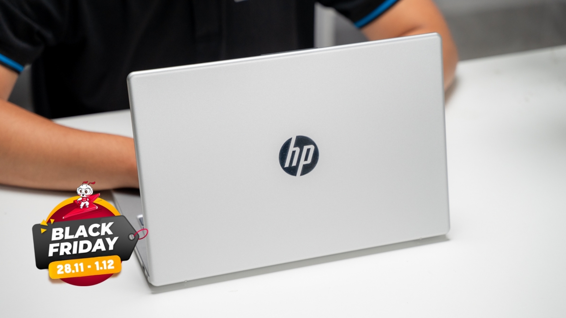 Săn MSI Modern 14 giá 11.39 triệu dịp Black Friday và loạt laptop văn phòng giảm sâu từ 8 triệu