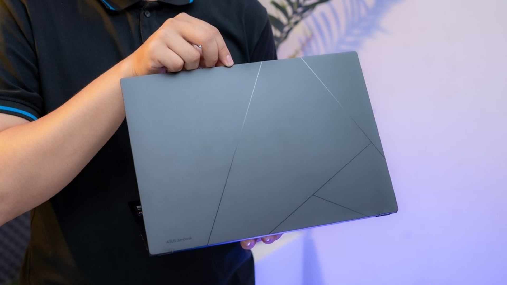 Đang “bão giá” laptop, tuần lễ ASUS tại CellphoneS vẫn có deal ngon: Chọn máy nào hợp nhất?