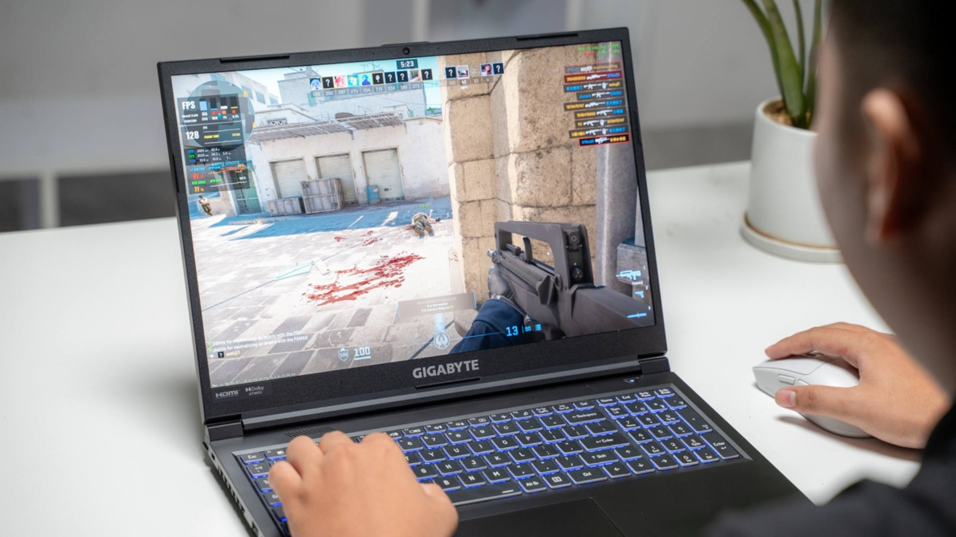 RTX 4050 vẫn quá mạnh ở 2025! 5 laptop chiến game cho sinh viên giá chỉ từ 20 triệu