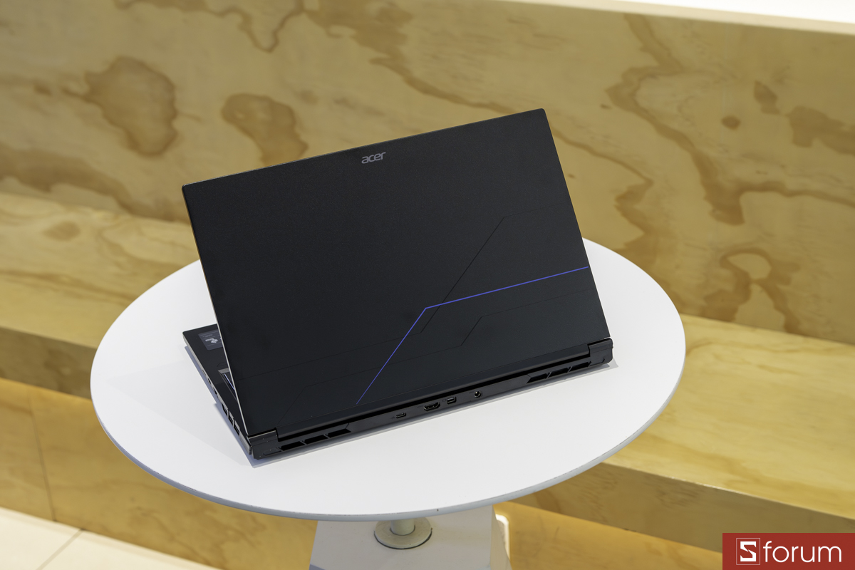 Mặt A của Acer Gaming Aspire 7 2026