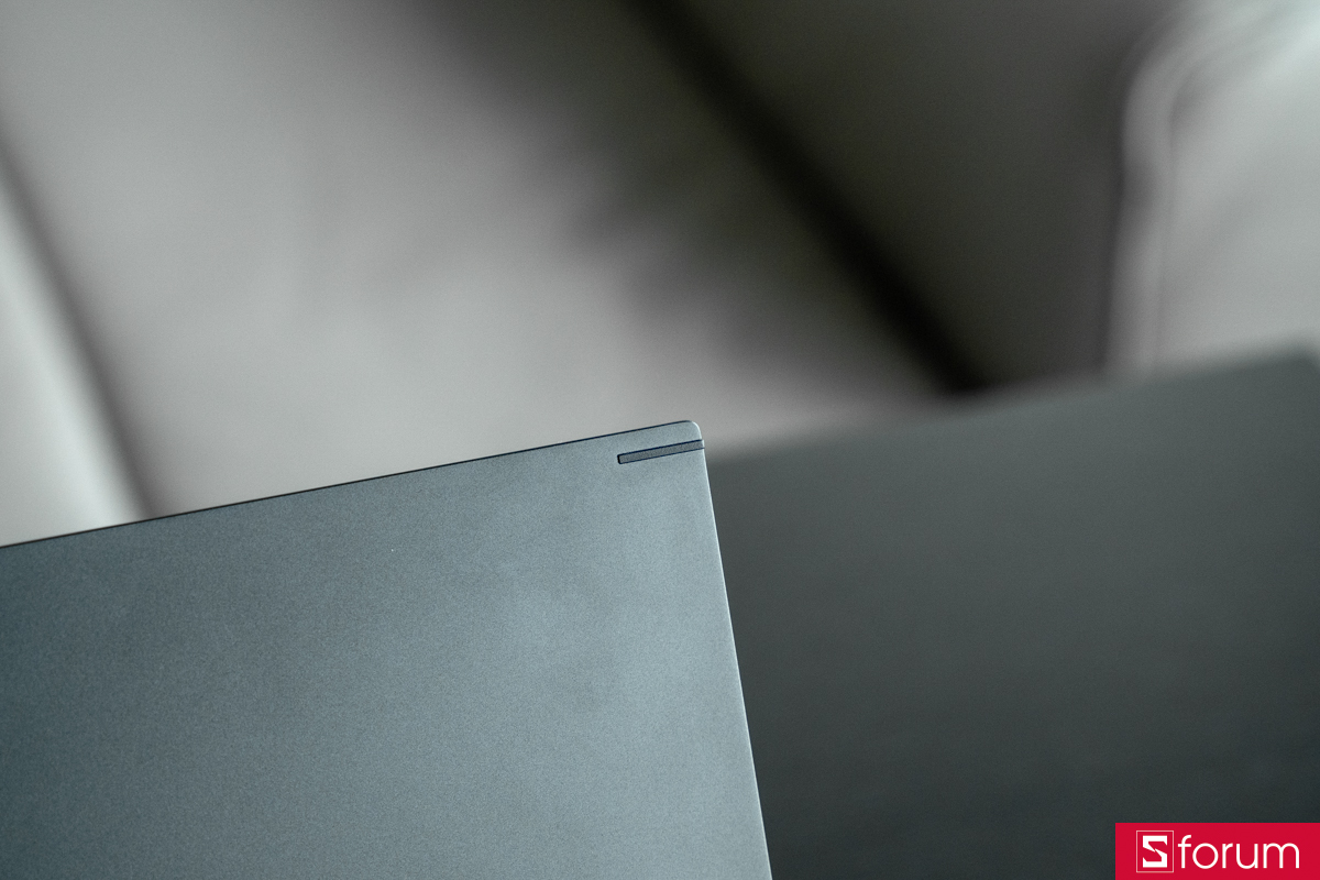 Góc máy Acer Nitro V 16S AI ProPanel