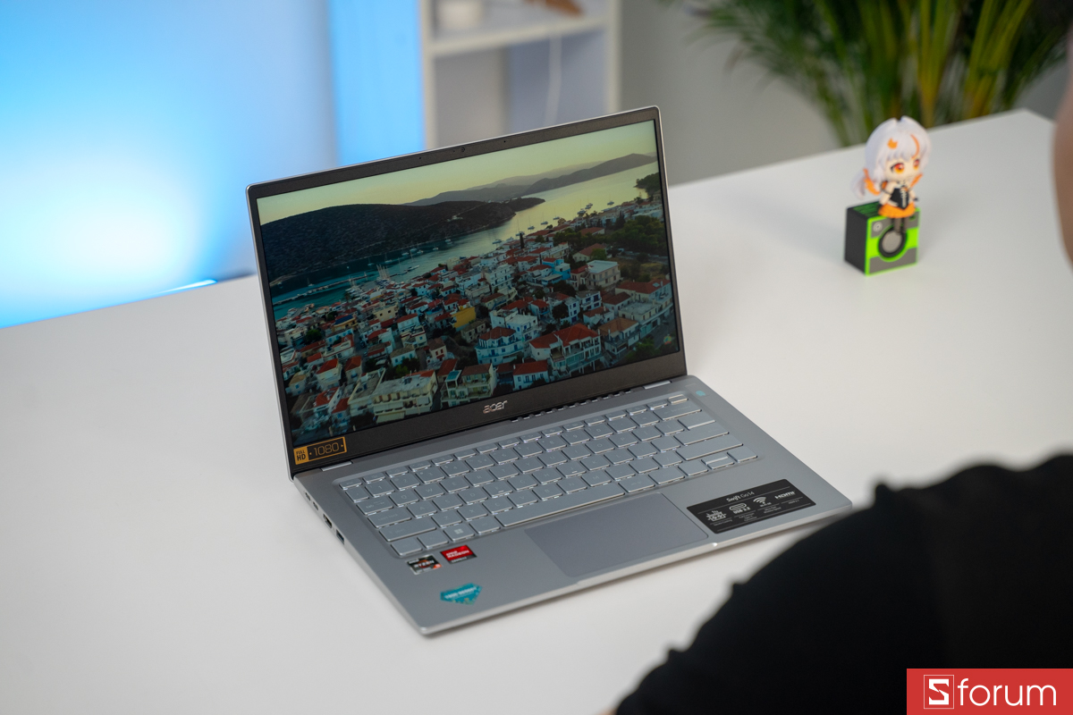 Màn hình Acer Swift Go 14 AI