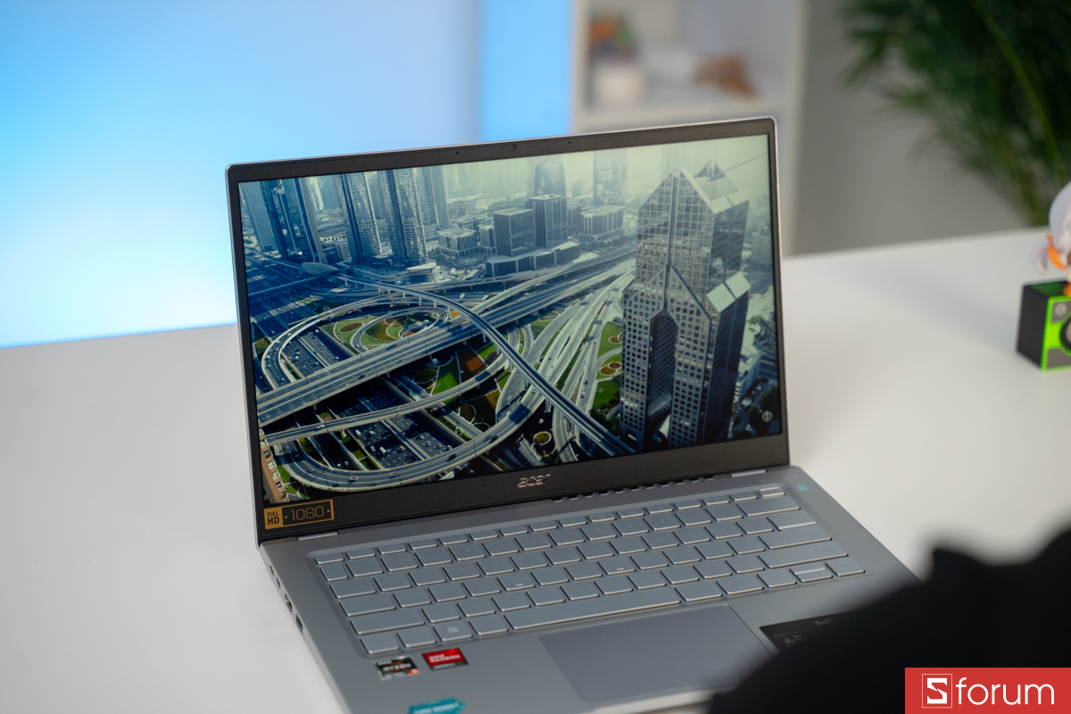 Màn hình Acer Swift Go 14 AI