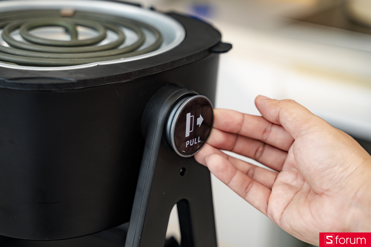 Nút kéo lật chuyển chế độ lẩu trên Acerpure CHEF KF1