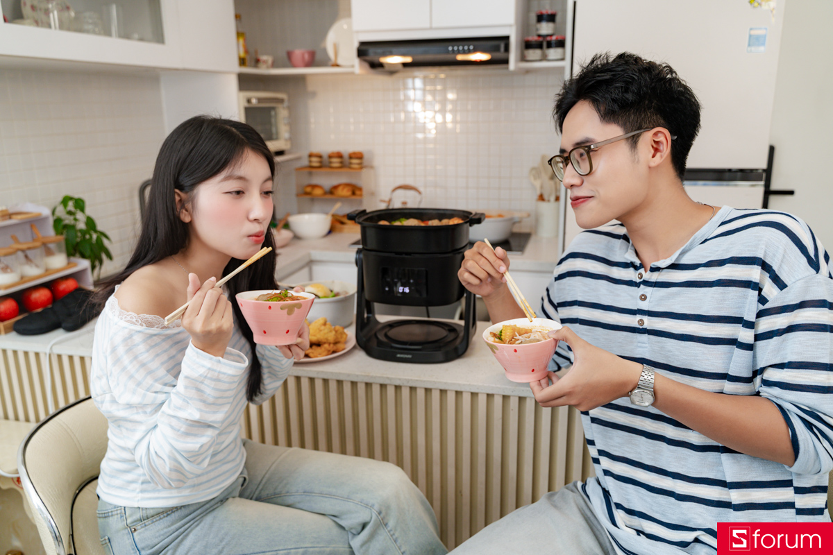 Acerpure CHEF KF1 trên bàn bếp