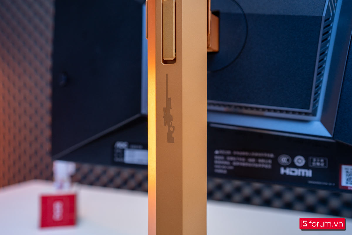 Trụ đứng AOC AGON CS24A