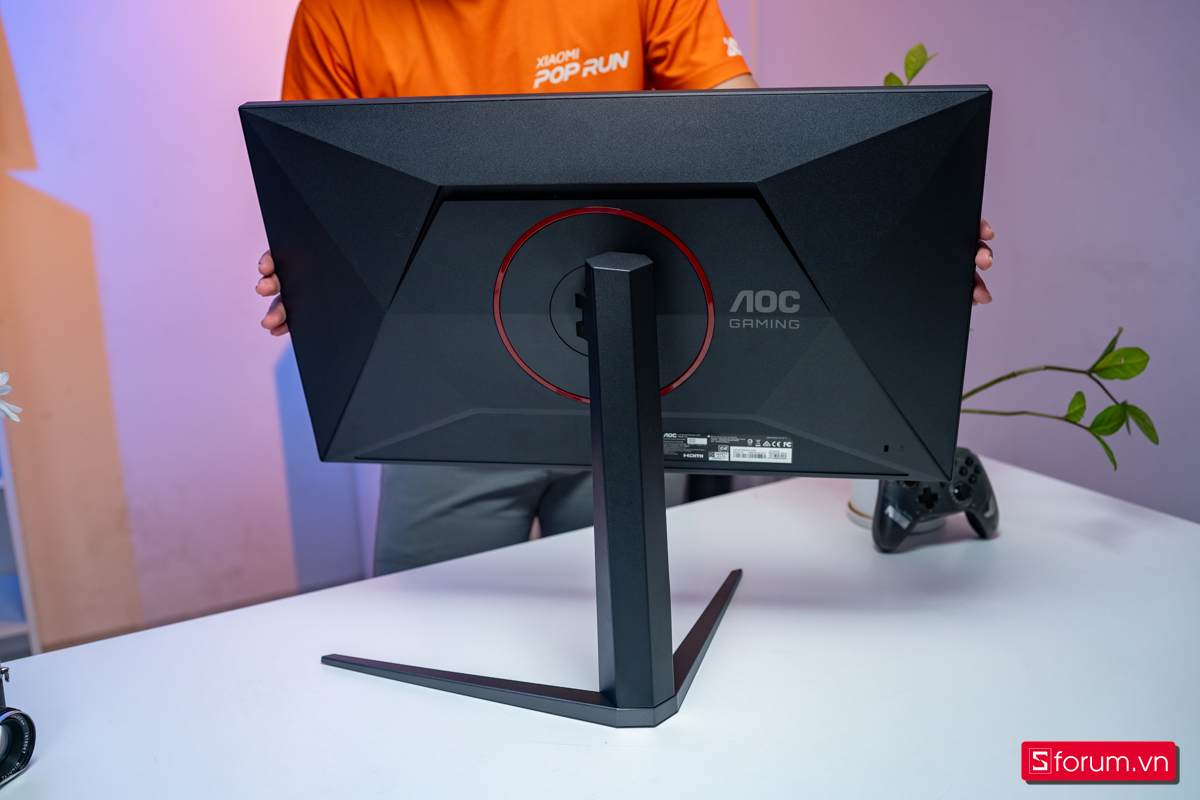 Thiết kế màn hình AOC U27G4