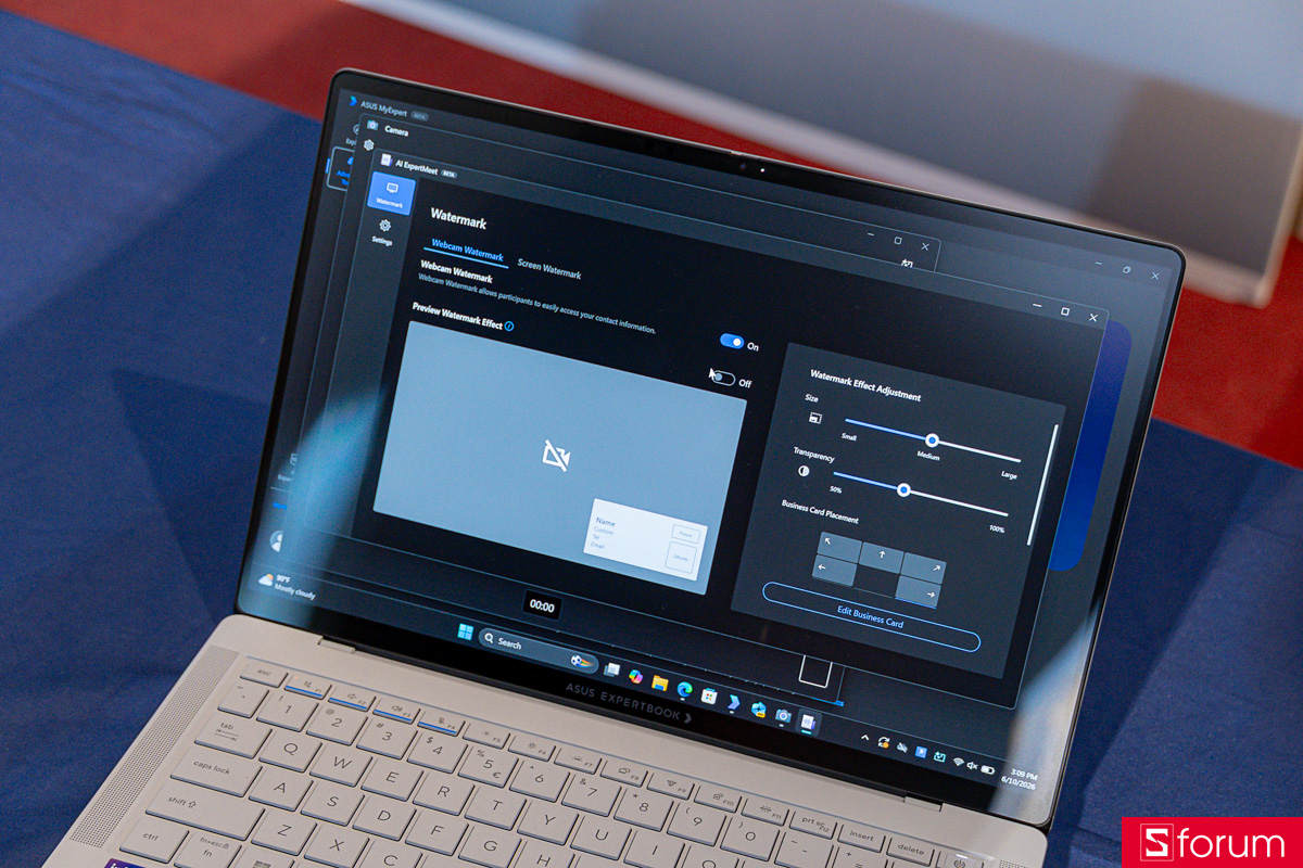 Webcam trên ASUS ExpertBook Ultra