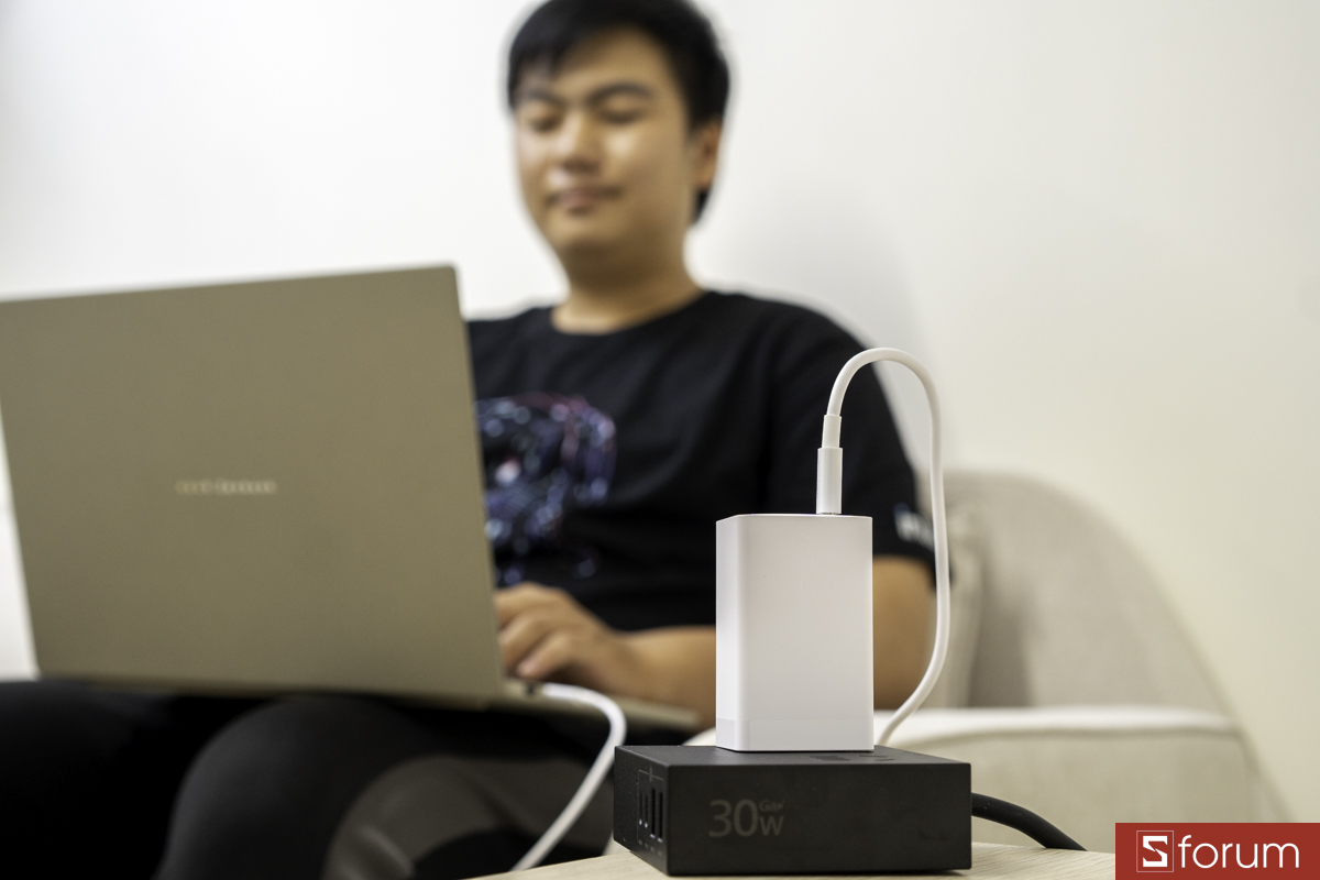 Liệu ASUS GaN Charger 100W có đáng mua?