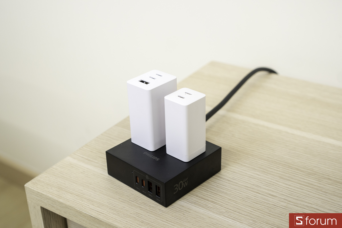 Trên tay ASUS GaN Charger 65W
