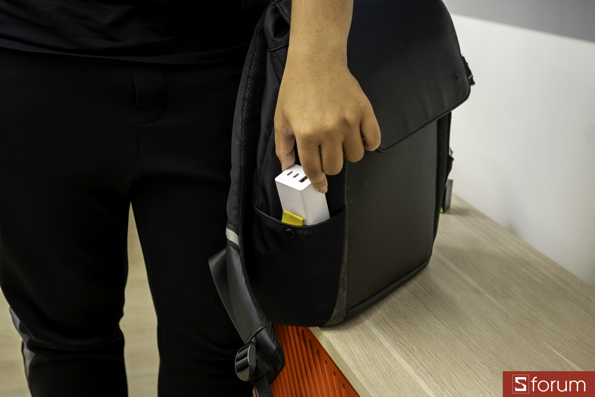 Thiết kế ASUS GaN Charger 100W