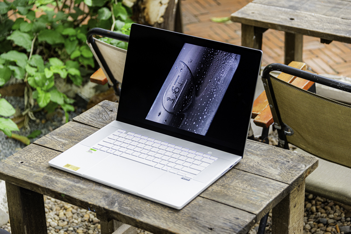 Khả năng hiển thị trên ASUS ProArt P16
