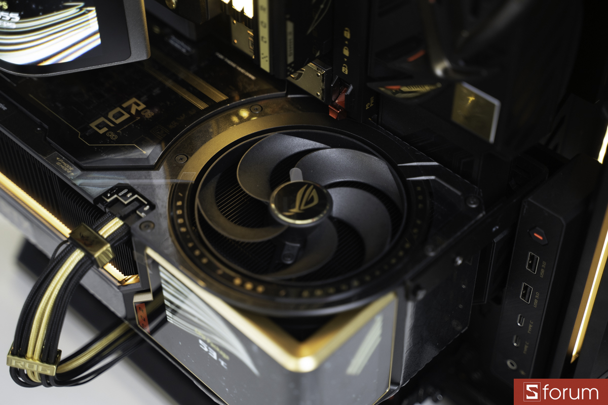 Hệ thống tản nhiệt ASUS ROG Astral GeForce RTX 5090 Edition 20
