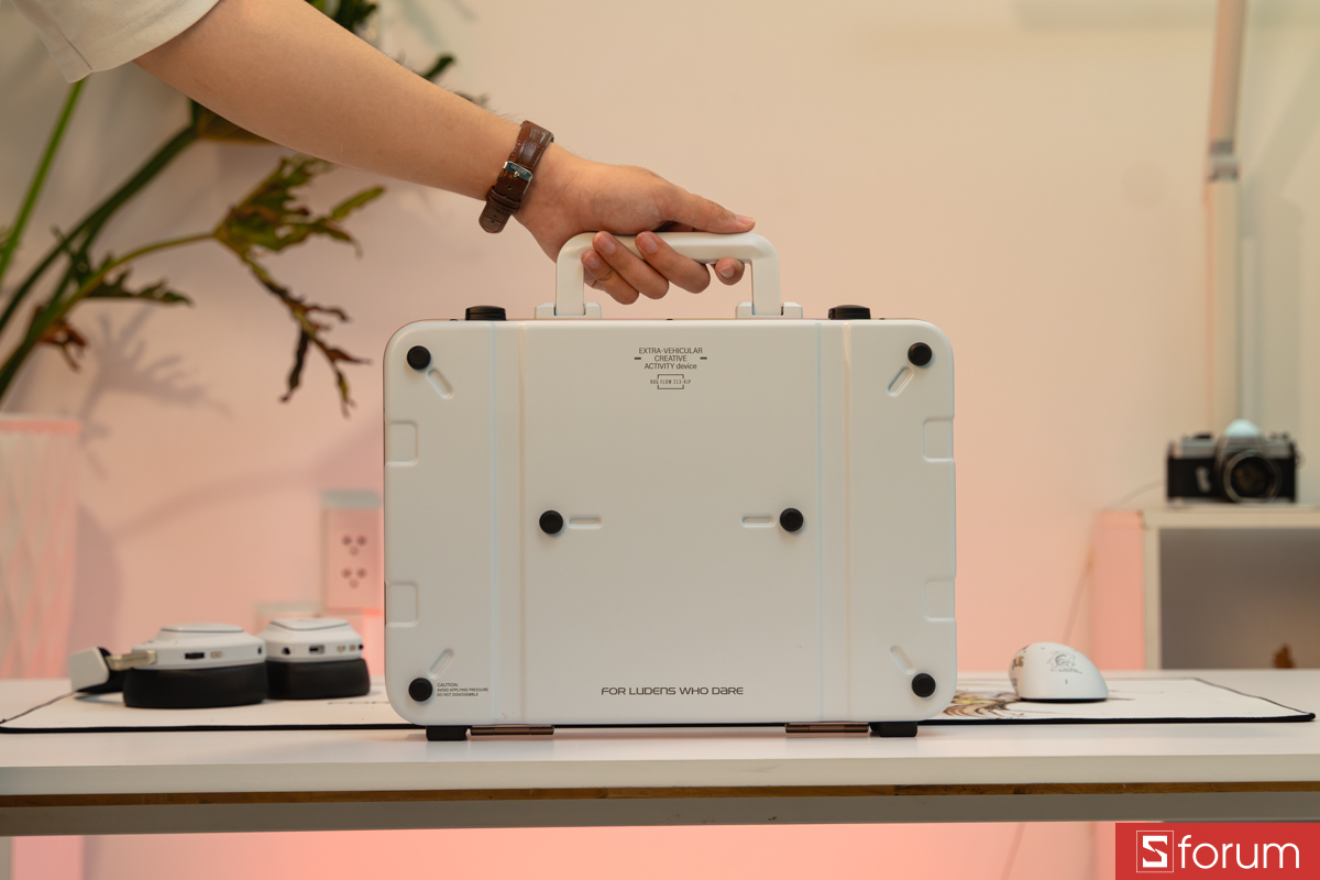 Trên tay ASUS ROG Flow Z13 KJP