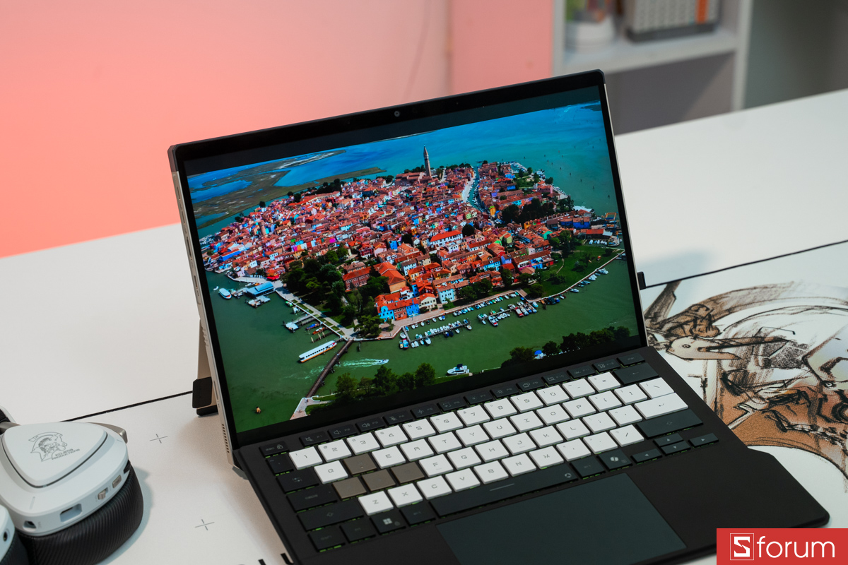 Màn hình ASUS ROG Flow Z13 KJP