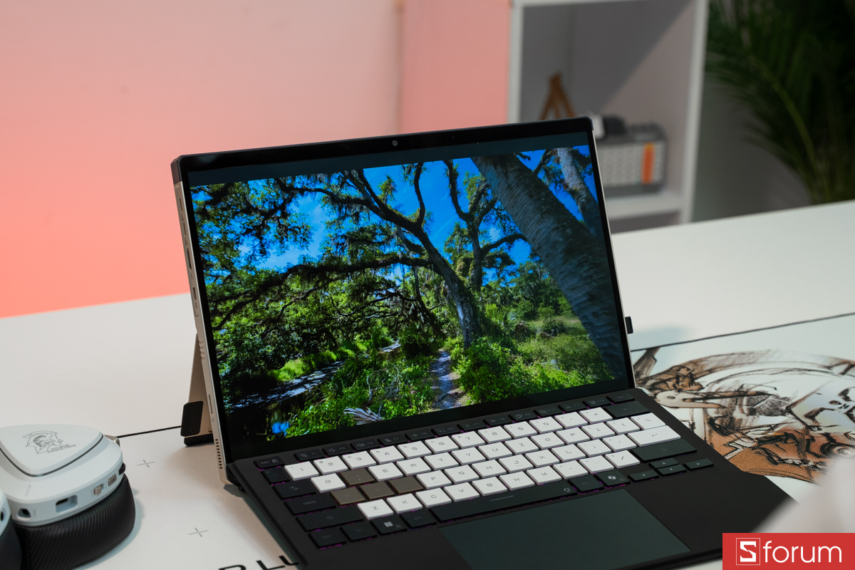 Màn hình ASUS ROG Flow Z13 KJP