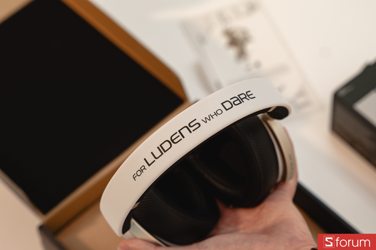 Trên tay ASUS ROG Delta II-KJP