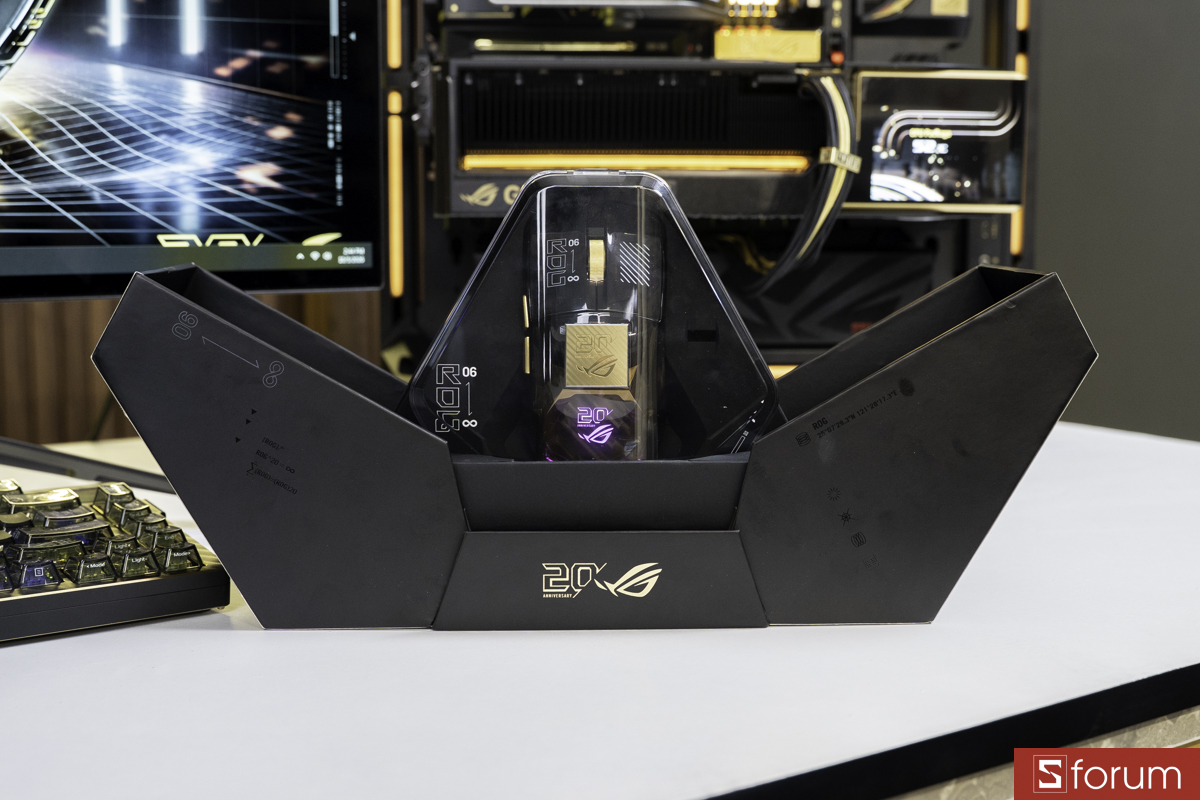 Mở hộp ASUS ROG Harpe II Extreme Edition 20