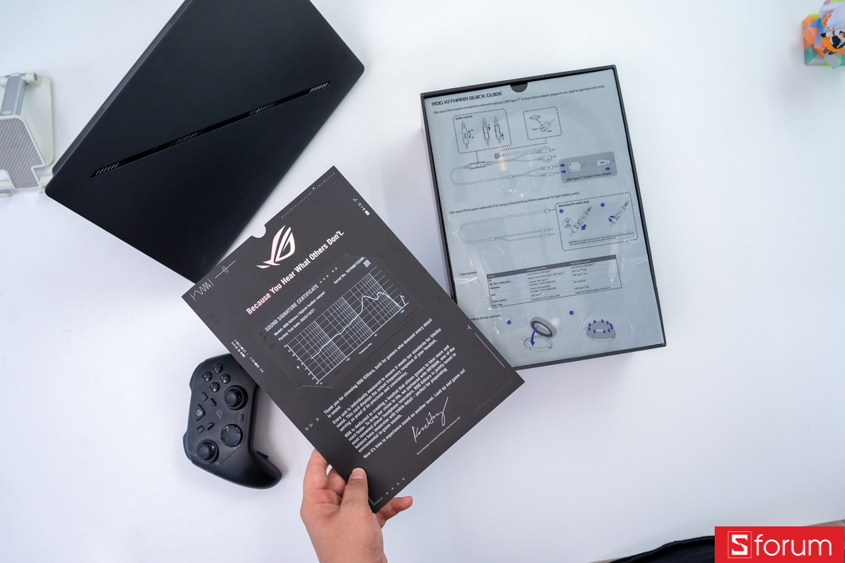 Mở hộp ASUS ROG Kithara