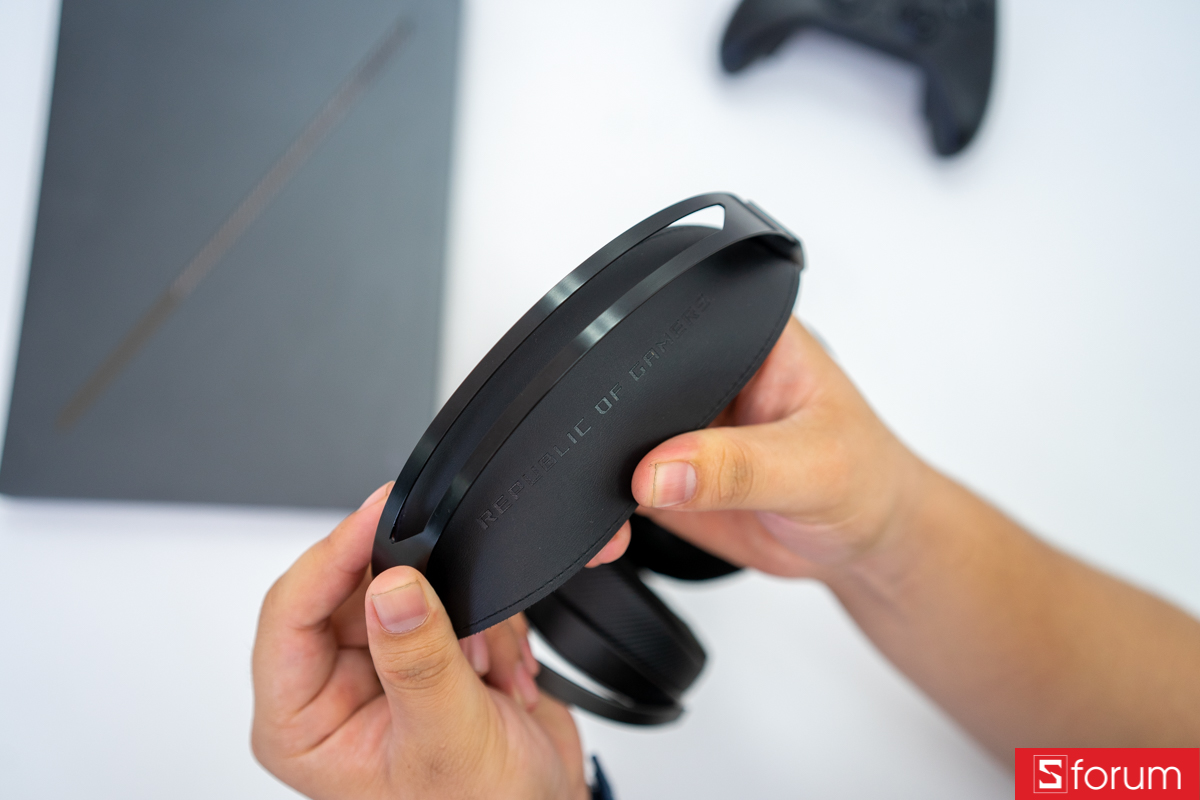 Headband trên ASUS ROG Kithara