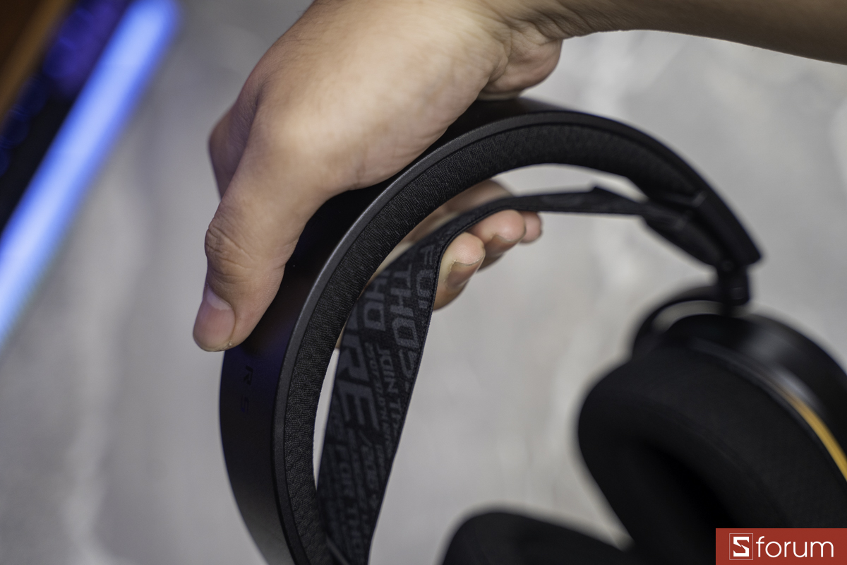 Đệm đầu ASUS ROG Pelta Core