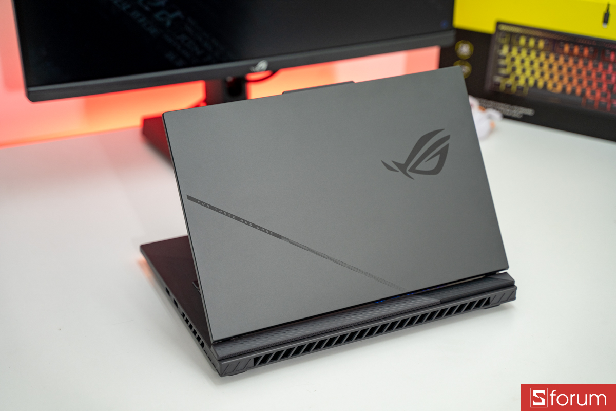 Trên tay ASUS ROG Strix G16 (G614P)